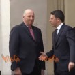YOUTUBE Re Norvegia, niente stretta di mano a Matteo Renzi 3