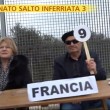 Striscia la Notizia, "salto dell'inferriata" tra migranti 5