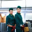 Alitalia, nuove divise il verde lascia il posto al rosso7
