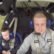 YOUTUBE In volo con Robbie, bimbo con sindrome di Williams 4