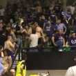 Treviso, ceffone in faccia a questore a partita basket FOTO