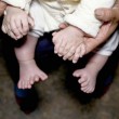 Bimbo nasce con 31 dita tra mani e piedi FOTO 2