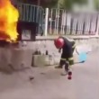 VIDEO YOUTUBE Coca cola può spegnere un incendio?