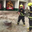 VIDEO YOUTUBE Coca cola può spegnere un incendio? 4