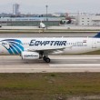 EgyptAir, trovati resti umani e rottami. Ma scatola nera...08