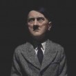 Hitler di Cattelan battuto a 17 mln di dollari. Koons a 15