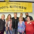 Jon Bon Jovi: al suo ristorante poveri non pagano ma... 3