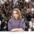 Lily Rose Depp piange braccata da paparazz17