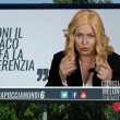Meloni, al suo comizio spunta imitazione Guzzanti3
