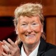 Meryl Streep imita Trump: pancione e cravatta rossa 7