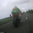 Motocilismo 37 miglia su Isola Man in 16 minuti7