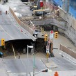 Ottawa, voragine in strada: auto inghiottita