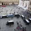 Salvini a Bologna, scontri centri sociali polizia 09