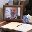 Funerali Bud Spencer su note "Dune Buggy