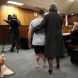 YOUTUBE Oscar Pistorius in Tribunale senza protesi FOTO 6