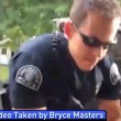 VIDEO YOUTUBE Poliziotto usa taser contro ragazzo e quasi lo uccide 10