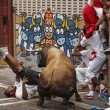 YOUTUBE Pamplona: prima corsa tori, 4 feriti 5