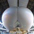 YOUTUBE Airlander 10, aereo più grande al mondo che sembra un dirigibile 2