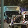 Attentato Nizza, strage di bimbi: passeggini vuoti, bambola in ter 4ra FOTO