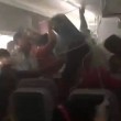 Dubai, panico dentro volo Emirates in fiamme7