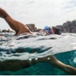 Richard Branson e Adrian Grenier a nuoto lo Stretto di Messina05