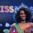 Raissa Santana è Miss Brasile: capelli ricci occhi scuri, assomiglia a Rihanna