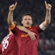 Francesco Totti, Maria Sensi non invitata ai 40 anni, lo attacca: "Come uomo mi hai deluso"