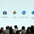 Google sfida Apple: Pixel, smartphone con assistente e spazio illimitato03