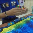 Cubo di Rubik risolto in 4,74 secondi nuovo record del mondo6