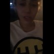 Miley Cyrus piange
