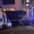 Berlino, il mercatino dopo attentato 7