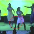 YOUTUBE Gli vietano di salire sul palco: uomo spara e uccide ballerina incinta 2