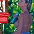 Alessia Marcuzzi in topless, si sfila il costume intero e... 03