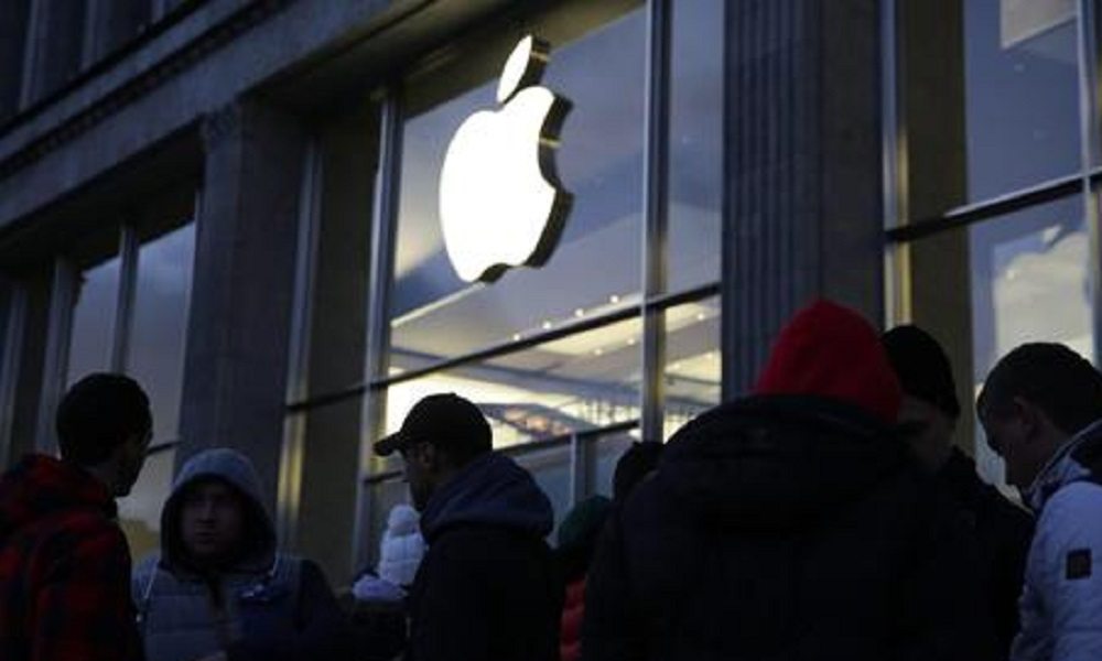 Apple vola in borsa, nuovo massimo storico a 133,29 dollari