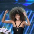 Sanremo, Tina Kunakey e l'abito troppo aperto6