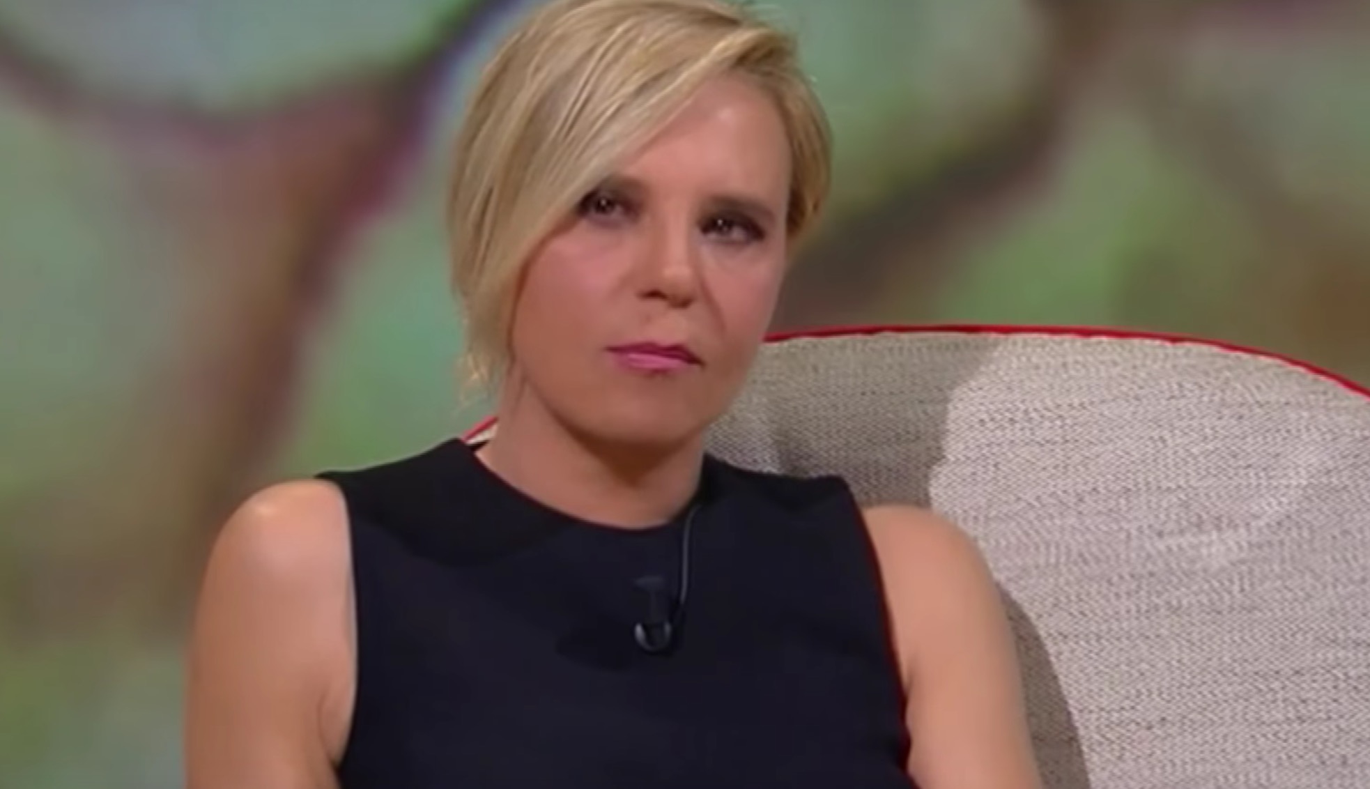 YOUTUBE Maurizio Costanzo intervista Maria De Filippi. E lei si commuove