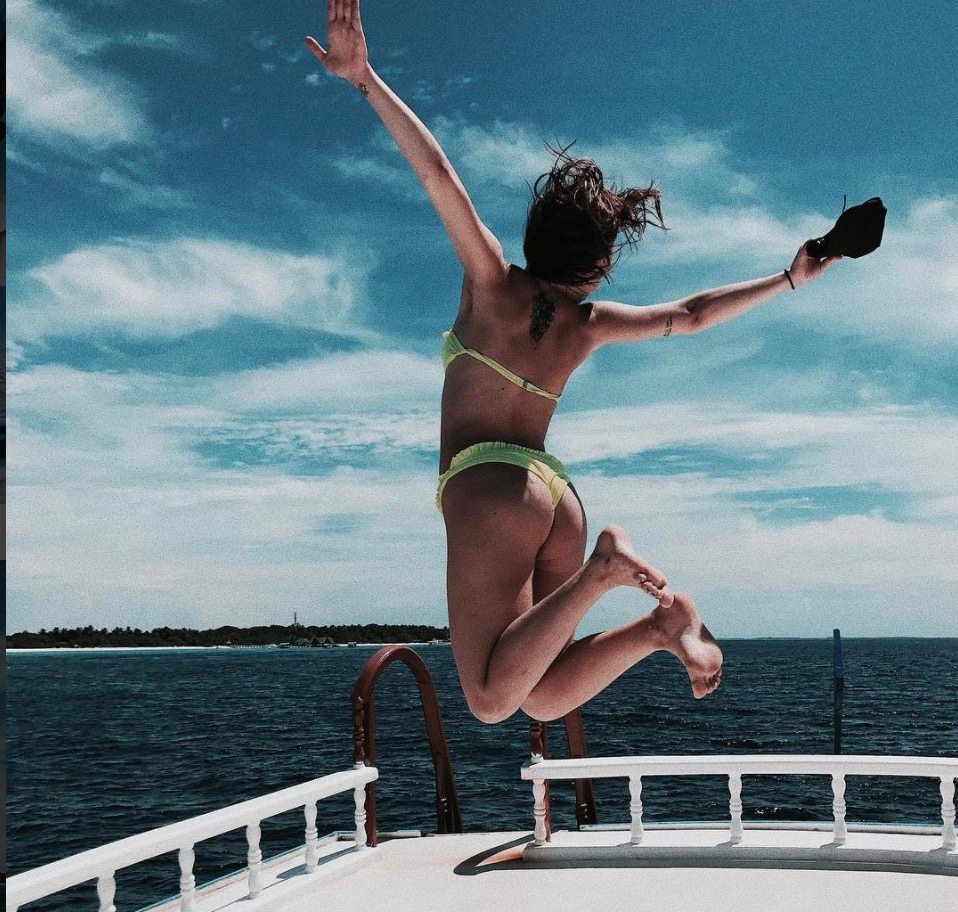 Aurora Ramazzotti, bikini da urlo alle Maldive FOTO