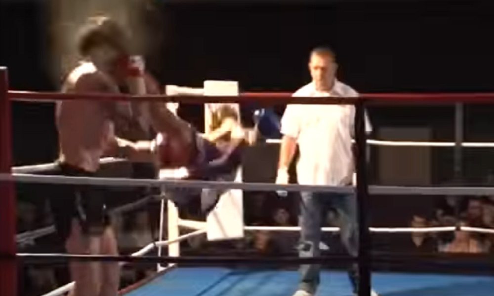 YOUTUBE "Tornado kick" e l'avversario va KO VIDEO