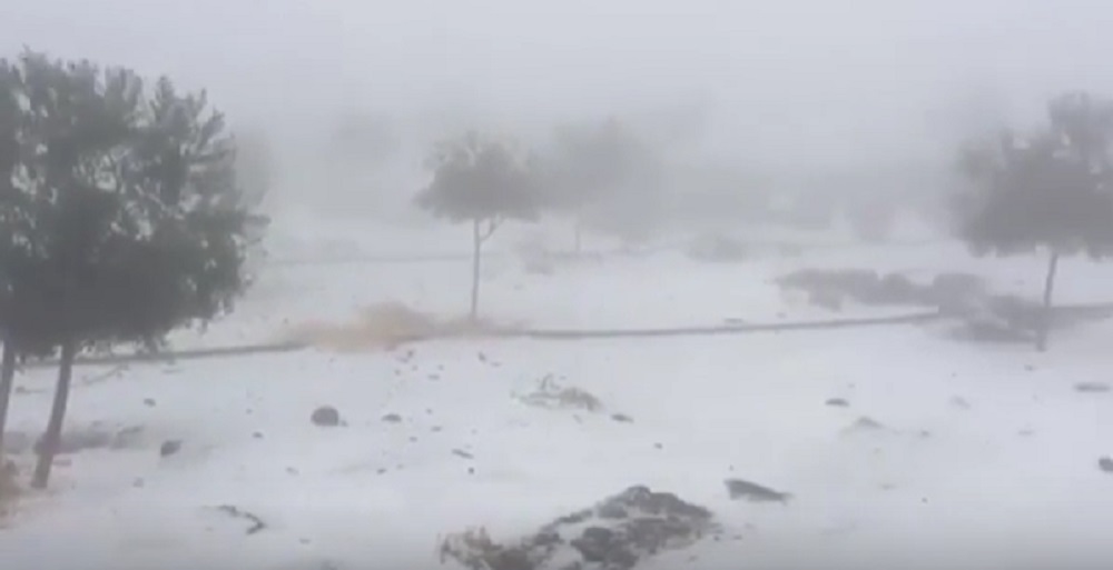 YOUTUBE Afghanistan, valanga di neve: almeno 10 morti, feste sospese