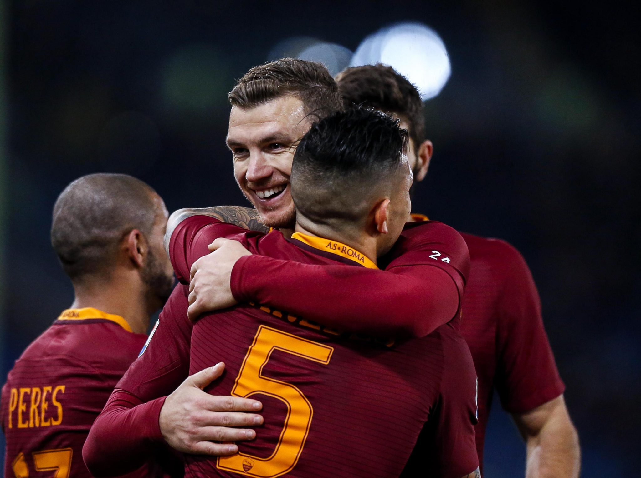 Serie A: Roma tiene a distanza il Napoli, Zeman ritorno-show