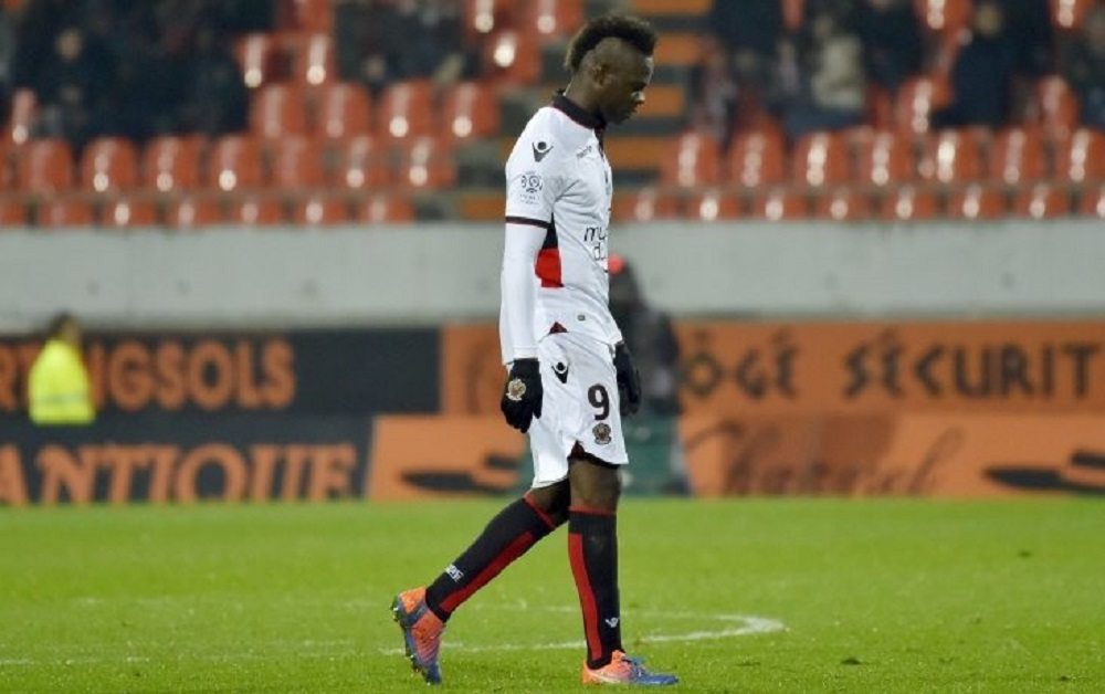 Balotelli espulso ma il Nizza vince. Per SuperMario secondo rosso in un mese