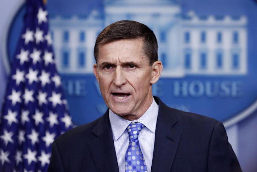 Donald Trump, il consigliere per la sicurezza Flynn si dimette. "Ricattabile dai russi"
