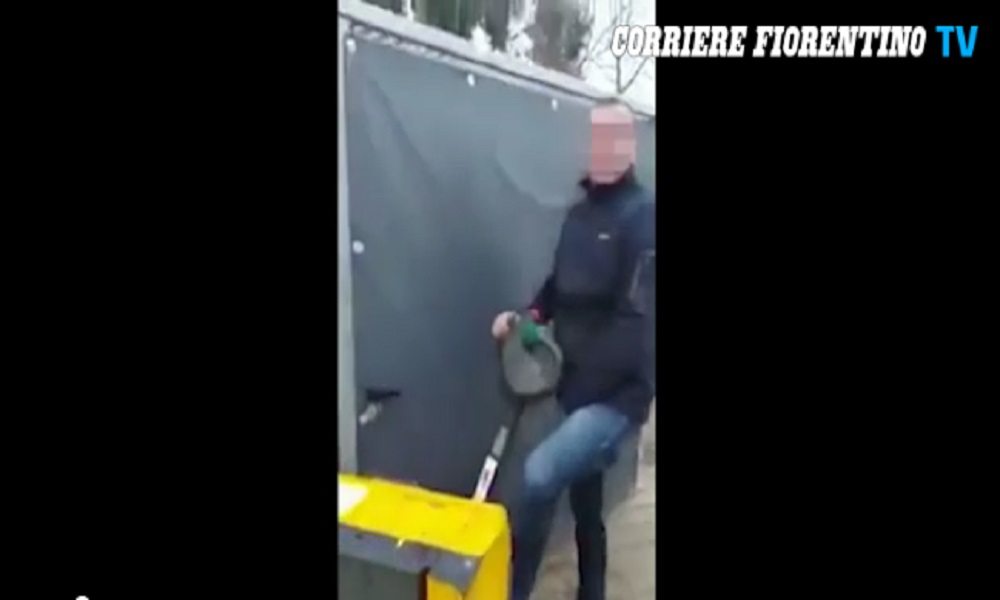 Follonica, chiudono due rom in gabbia e poi postano il video su Facebook VIDEO