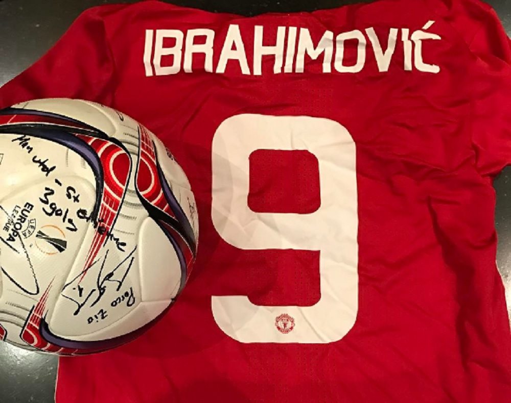 Manchester United, De Gea si congratula così con Ibrahimovic FOTO