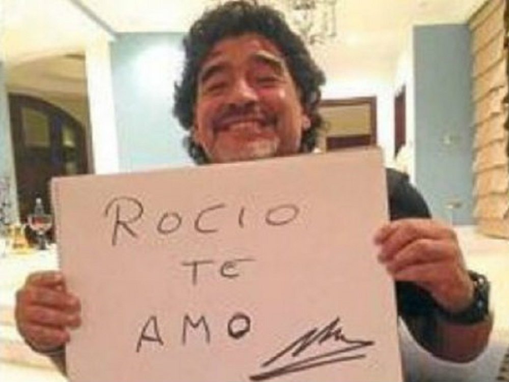 Maradona interrogato a Madrid: presunta aggressione alla compagna