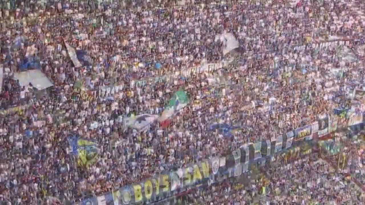Inter, panolada dei tifosi per protestare contro torti arbitrali