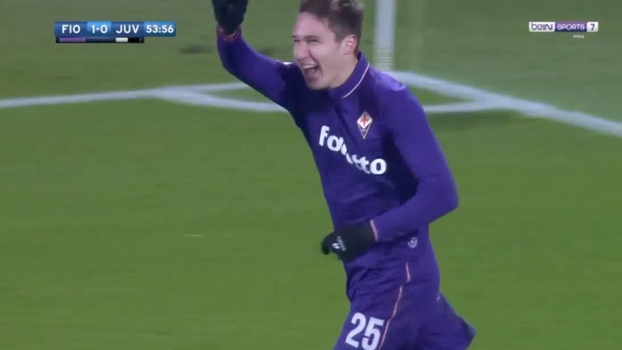 "Disegnate una chiesa": il piccolo tifoso della Fiorentina...