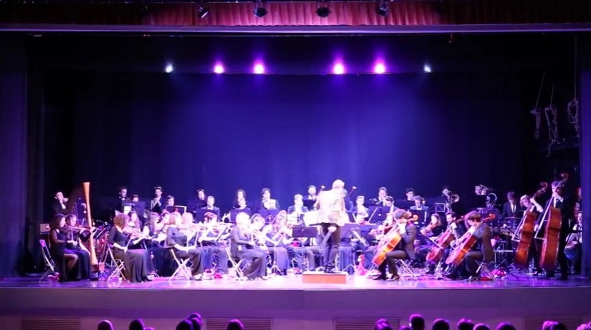 YOUTUBE Gaga Symphony Orchestra suona Rovazzi: il video è sorprendente