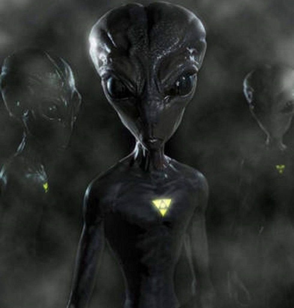 Ufo e alieni, da Einstein a Jung: i personaggi illustri del passato che ci credevano