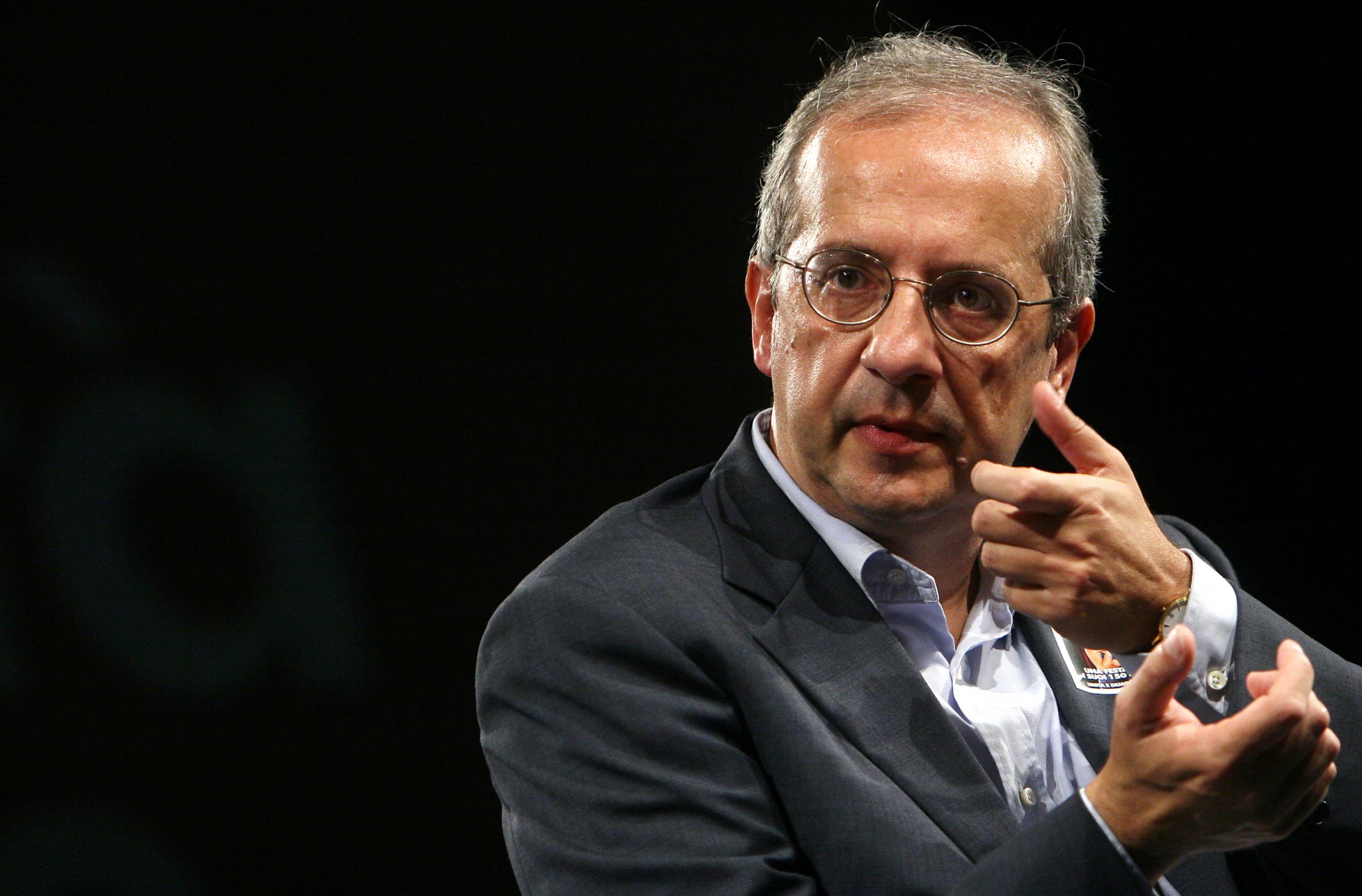 Walter Veltroni in pole per la presidenza Legacalcio. Con lui 13 società